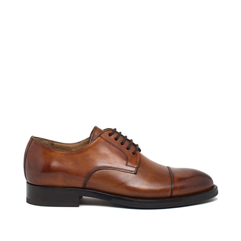 smooth and tumbled calfskin derby