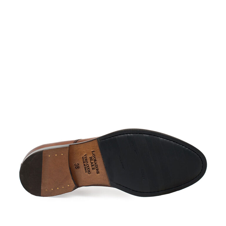 smooth and tumbled calfskin derby