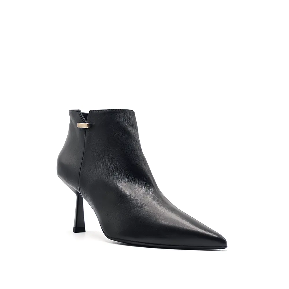 1068 2 ankle boots