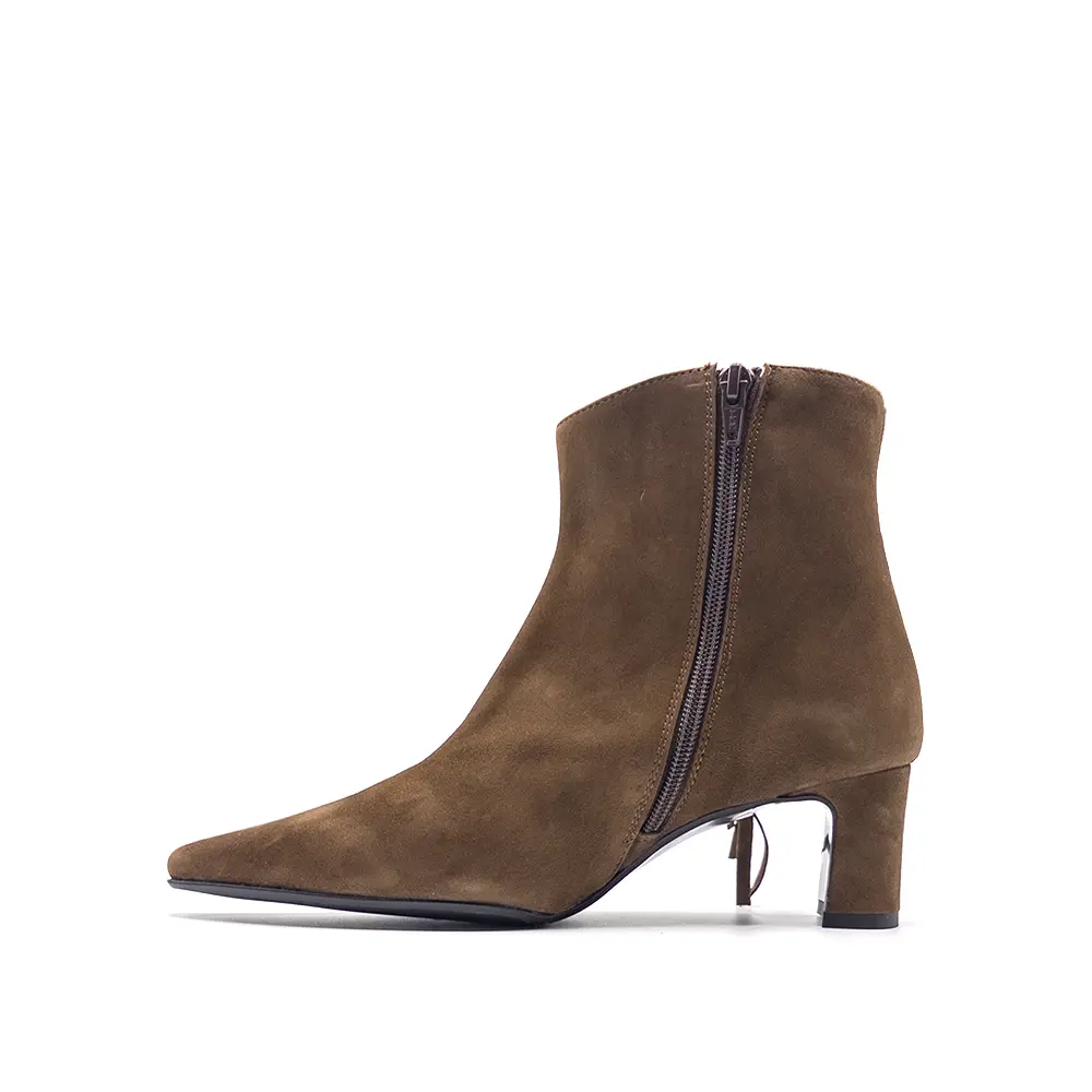 1107 3 ankle boots