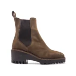 chelsea boots